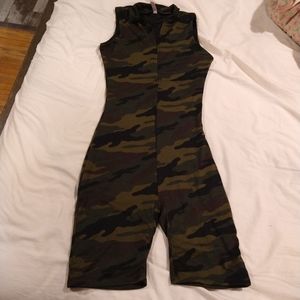 Camo Shorts Jumpsuit with Zipper Front